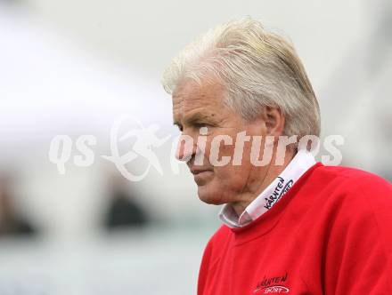 Fussball Regionalliga. SAK gegen SK Austria Klagenfurt. Trainer Alois Jagodic (SAK). Klagenfurt, am 16.10.2010.
Foto: Kuess
---
pressefotos, pressefotografie, kuess, qs, qspictures, sport, bild, bilder, bilddatenbank