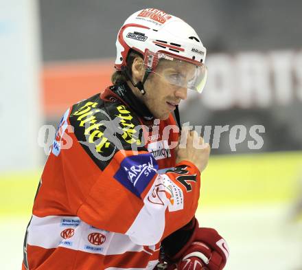 EBEL. Eishockey Bundesliga. KAC gegen HK Acroni Jesenice. Dieter Kalt (KAC). Klagenfurt, am 10.10.2010.
Foto: Kuess 

---
pressefotos, pressefotografie, kuess, qs, qspictures, sport, bild, bilder, bilddatenbank