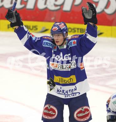 EBEL. Eishockey Bundesliga. EC Pasut VSV gegen KHL Medvescak Zagreb. Torjubel Michael Raffl (VSV). Villach, am 17.10.2010.
Foto: Kuess 


---
pressefotos, pressefotografie, kuess, qs, qspictures, sport, bild, bilder, bilddatenbank