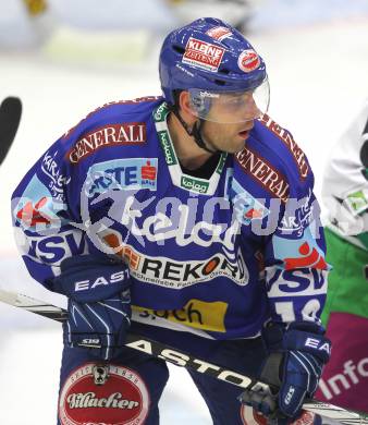 EBEL. Eishockey Bundesliga. EC Pasut VSV gegen Olimpija Ljubljana  (Laibach). Derek Damon (VSV). Villach, am 8.10.2010.
Foto: Kuess 


---
pressefotos, pressefotografie, kuess, qs, qspictures, sport, bild, bilder, bilddatenbank