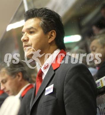 EBEL. Eishockey Bundesliga. KAC gegen HK Acroni Jesenice. Trainer Manny Viveiros (KAC). Klagenfurt, am 10.10.2010.
Foto: Kuess 

---
pressefotos, pressefotografie, kuess, qs, qspictures, sport, bild, bilder, bilddatenbank