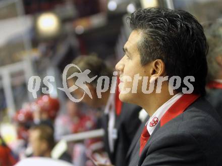 EBEL. Eishockey Bundesliga. KAC gegen HK Acroni Jesenice. Trainer Manny Viveiros (KAC). Klagenfurt, am 10.10.2010.
Foto: Kuess 

---
pressefotos, pressefotografie, kuess, qs, qspictures, sport, bild, bilder, bilddatenbank