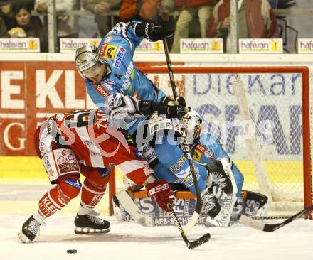 EBEL. Eishockey Bundesliga. KAC gegen EHC LIWEST Linz. SHANTZ Jeffery (KAC), BRONILLA Recaredo (Linz). Klagenfurt, am 22.10.2010.
Foto: Nadja Kuess
---
pressefotos, pressefotografie, kuess, qs, qspictures, sport, bild, bilder, bilddatenbank