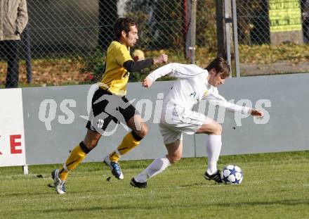 Fussball. Kaerntner Liga. ATSV Wolfsberg gegen VSV. Sattler Philipp (Wolfsberg), Ramusch Mario  (VSV). Wolfsberg, 23.10.2010.
Foto: Kuess 
---
pressefotos, pressefotografie, kuess, qs, qspictures, sport, bild, bilder, bilddatenbank