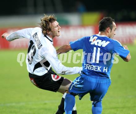 Fussball. Erste Liga. RZ Pellets WAC/St. Andrae gegen FC Lustenau 1907. Berchtold Mathias (Wolfsberg), Erbek Harun (Lustenau). Wolfsberg, 22.10.2010.
Foto: Kuess 

---
pressefotos, pressefotografie, kuess, qs, qspictures, sport, bild, bilder, bilddatenbank