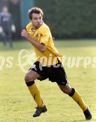 Fussball. Kaerntner Liga. ATSV Wolfsberg gegen VSV. Kirisits Michael (VSV). Wolfsberg, 23.10.2010.
Foto: Kuess 
---
pressefotos, pressefotografie, kuess, qs, qspictures, sport, bild, bilder, bilddatenbank