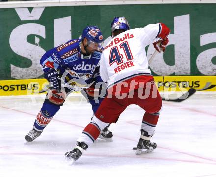 EBEL. Eishockey Bundesliga. EC Pasut VSV gegen EC Red Bull Salzburg.  Unterluggauer Gerhard (VSV), Regier Steven (Salzburg). Villach, am 24.10.2010.
Foto: Nadja Kuess 


---
pressefotos, pressefotografie, kuess, qs, qspictures, sport, bild, bilder, bilddatenbank