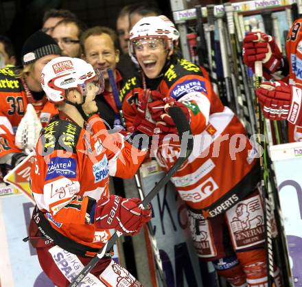 EBEL. Eishockey Bundesliga. KAC gegen Alba Volan SAPA Fehervar AV19. Torjubel Stefan Geier, Dieter Kalt (KAC). Klagenfurt, am 26.10.2010.
Foto: Kuess 

---
pressefotos, pressefotografie, kuess, qs, qspictures, sport, bild, bilder, bilddatenbank