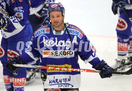 EBEL. Eishockey Bundesliga. EC Pasut VSV gegen Olimpija Ljubljana  (Laibach). Gerhard Unterluggauer (VSV). Villach, am 8.10.2010.
Foto: Kuess 


---
pressefotos, pressefotografie, kuess, qs, qspictures, sport, bild, bilder, bilddatenbank