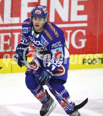 EBEL. Eishockey Bundesliga. EC Pasut VSV gegen Olimpija Ljubljana  (Laibach). Nico Toff (VSV). Villach, am 8.10.2010.
Foto: Kuess 


---
pressefotos, pressefotografie, kuess, qs, qspictures, sport, bild, bilder, bilddatenbank