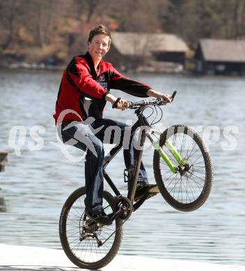 Radsport. Alexander Gehbauer. Faak am See, 24.3.2010.
Foto: Kuess
---
pressefotos, pressefotografie, kuess, qs, qspictures, sport, bild, bilder, bilddatenbank