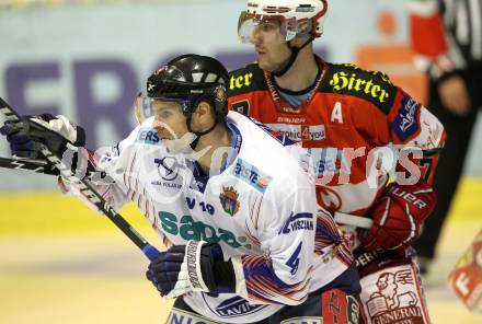 EBEL. Eishockey Bundesliga. KAC gegen Alba Volan SAPA Fehervar AV19. Herbert Ratz, (KAC), Andras Horvath  (Alba Volan). Klagenfurt, am 26.10.2010.
Foto: Kuess 

---
pressefotos, pressefotografie, kuess, qs, qspictures, sport, bild, bilder, bilddatenbank