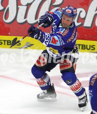 EBEL. Eishockey Bundesliga. EC Pasut VSV gegen Olimpija Ljubljana  (Laibach). Gerhard Unterluggauer (VSV). Villach, am 8.10.2010.
Foto: Kuess 


---
pressefotos, pressefotografie, kuess, qs, qspictures, sport, bild, bilder, bilddatenbank