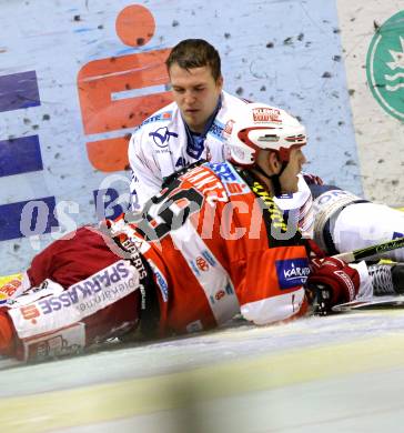 EBEL. Eishockey Bundesliga. KAC gegen Alba Volan SAPA Fehervar AV19. Jeff Shantz,  (KAC), Adam Hegyi (Alba Volan). Klagenfurt, am 26.10.2010.
Foto: Kuess 

---
pressefotos, pressefotografie, kuess, qs, qspictures, sport, bild, bilder, bilddatenbank