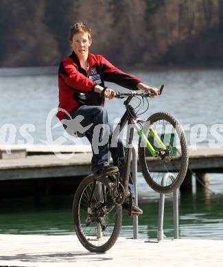 Radsport. Alexander Gehbauer. Faak am See, 24.3.2010.
Foto: Kuess
---
pressefotos, pressefotografie, kuess, qs, qspictures, sport, bild, bilder, bilddatenbank