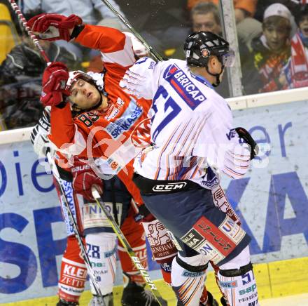 EBEL. Eishockey Bundesliga. KAC gegen Alba Volan SAPA Fehervar AV19. Raphael Herburger,  (KAC), Attila Orban (Alba Volan). Klagenfurt, am 26.10.2010.
Foto: Kuess 

---
pressefotos, pressefotografie, kuess, qs, qspictures, sport, bild, bilder, bilddatenbank