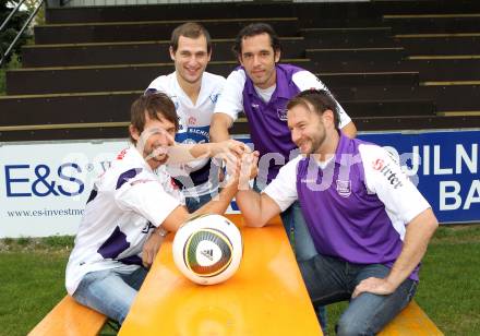 Fussball Regionalliga. Vorschaufoto Klagenfurter Derby SAK gegen SK Austria Klagenfurt. Marijan Kropiunik, Christian Dlopst, Christian Prawda, Alexander Schenk. Klagenfurt, am 13.10.2010.
Foto: Kuess

---
pressefotos, pressefotografie, kuess, qs, qspictures, sport, bild, bilder, bilddatenbank