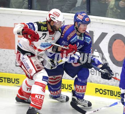 EBEL. Eishockey Bundesliga. VSV gegen KAC. Michael Raffl, (VSV), Sean Brown (KAC). Villach, am 29.10.2010.
Foto: Nadja Kuess 

---
pressefotos, pressefotografie, kuess, qs, qspictures, sport, bild, bilder, bilddatenbank