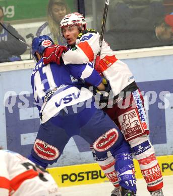 EBEL. Eishockey Bundesliga. VSV gegen KAC. Mario Altmann, (VSV), David Schuller (KAC). Villach, am 29.10.2010.
Foto: Nadja Kuess 

---
pressefotos, pressefotografie, kuess, qs, qspictures, sport, bild, bilder, bilddatenbank