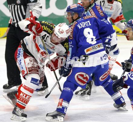 EBEL. Eishockey Bundesliga. VSV gegen KAC. Roland Kaspitz, (VSV), David Schuller (KAC). Villach, am 29.10.2010.
Foto: Nadja Kuess 

---
pressefotos, pressefotografie, kuess, qs, qspictures, sport, bild, bilder, bilddatenbank