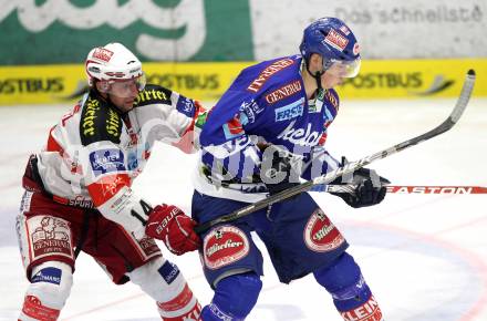 EBEL. Eishockey Bundesliga. VSV gegen KAC. Michael Raffl, (VSV), Johannes Reichel (KAC). Villach, am 29.10.2010.
Foto: Kuess 

---
pressefotos, pressefotografie, kuess, qs, qspictures, sport, bild, bilder, bilddatenbank