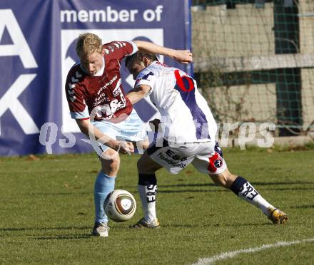 Fussball. Regionalliga. SAK gegen SV Feldkirchen. Trattnig Martin (SAK), Partl Rene (Feldkirchen). Klagenfurt, 30.10.2010.
Foto: Nadja Kuess 

---
pressefotos, pressefotografie, kuess, qs, qspictures, sport, bild, bilder, bilddatenbank