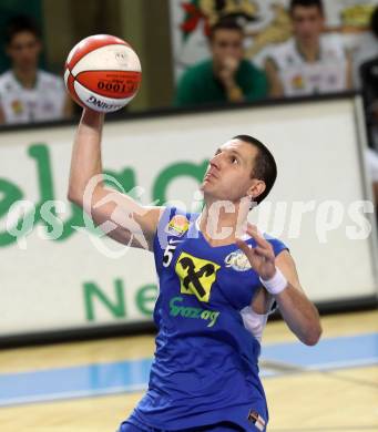 Basketball Bundesliga. Woerthersee Piraten gegen UBSC Graz.   Dragan Miletic  (Graz). Klagenfurt, 30.10.2010.
Foto:  Kuess

---
pressefotos, pressefotografie, kuess, qs, qspictures, sport, bild, bilder, bilddatenbank