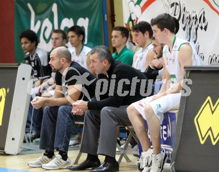 Basketball Bundesliga. Woerthersee Piraten gegen UBSC Graz.  Joachim Buggelsheim, Emir Osmanovic (Piraten). Klagenfurt, 30.10.2010.
Foto:  Kuess

---
pressefotos, pressefotografie, kuess, qs, qspictures, sport, bild, bilder, bilddatenbank