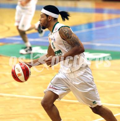 Basketball Bundesliga. Woerthersee Piraten gegen UBSC Graz.  Thomas Kennedy (Piraten). Klagenfurt, 30.10.2010.
Foto:  Kuess

---
pressefotos, pressefotografie, kuess, qs, qspictures, sport, bild, bilder, bilddatenbank