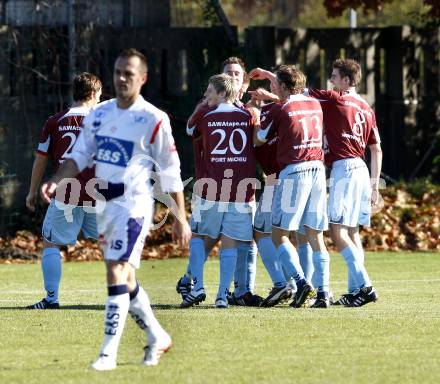 Fussball. Regionalliga. SAK gegen SV Feldkirchen. Torjubel  (Feldkirchen). Klagenfurt, 30.10.2010.
Foto: Nadja Kuess 

---
pressefotos, pressefotografie, kuess, qs, qspictures, sport, bild, bilder, bilddatenbank