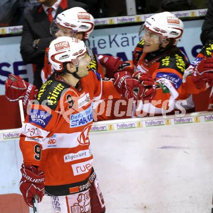 EBEL. Eishockey Bundesliga. KAC gegen Red Bull Salzburg.  Torjubel Tyler Spurgeon (KAC). Klagenfurt, 31.10.2010.
Foto: Kuess 

---
pressefotos, pressefotografie, kuess, qs, qspictures, sport, bild, bilder, bilddatenbank