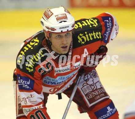 EBEL. Eishockey Bundesliga. KAC gegen EC Red Bull Salzburg. Mike Craig (KAC). Klagenfurt, am 31.10.2010.
Foto: Kuess
---
pressefotos, pressefotografie, kuess, qs, qspictures, sport, bild, bilder, bilddatenbank