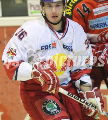 EBEL. Eishockey Bundesliga. KAC gegen EC Red Bull Salzburg. Marco Pewal (Salzburg). Klagenfurt, am 31.10.2010.
Foto: Kuess
---
pressefotos, pressefotografie, kuess, qs, qspictures, sport, bild, bilder, bilddatenbank