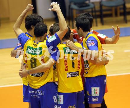 Volleyball. Aich/Dob gegen ACH Bled. Jubel (Aich). Prevalje, 9.10.2010.
Foto: Kuess
---
pressefotos, pressefotografie, kuess, qs, qspictures, sport, bild, bilder, bilddatenbank