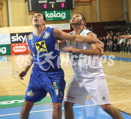 Basketball Bundesliga. Woerthersee Piraten gegen UBSC Graz. Bernhard Weber (Piraten), Milan Stegnjaic (Graz). Klagenfurt, 30.10.2010.
Foto:  Kuess

---
pressefotos, pressefotografie, kuess, qs, qspictures, sport, bild, bilder, bilddatenbank