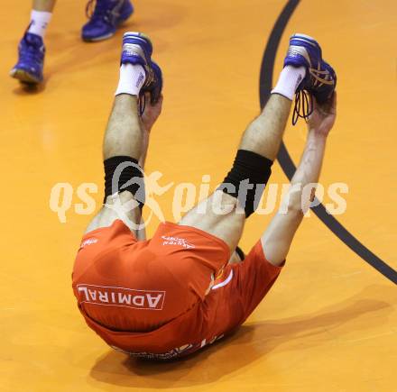 Volleyball. Aich/Dob gegen ACH Bled.Jure Ivartnik (Aich). Prevalje, 9.10.2010.
Foto: Kuess
---
pressefotos, pressefotografie, kuess, qs, qspictures, sport, bild, bilder, bilddatenbank