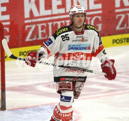 EBEL. Eishockey Bundesliga. VSV gegen KAC. Kirk Furey (KAC). Villach, am 29.10.2010.
Foto: Kuess 

---
pressefotos, pressefotografie, kuess, qs, qspictures, sport, bild, bilder, bilddatenbank