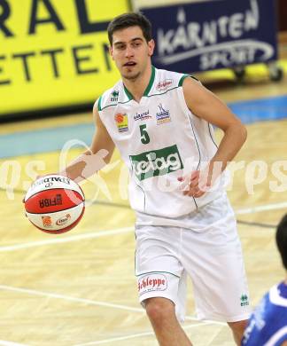 Basketball Bundesliga. Woerthersee Piraten gegen UBSC Graz. Edgar Allesch (Piraten). Klagenfurt, 30.10.2010.
Foto:  Kuess

---
pressefotos, pressefotografie, kuess, qs, qspictures, sport, bild, bilder, bilddatenbank