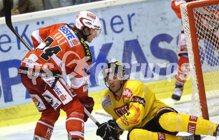 EBEL. Eishockey Bundesliga. KAC gegen EV Vienna Capitals. Dieter Kalt,  (KAC), Philippe Lakos (Vienna). Klagenfurt, 5.11.2010.
Foto: Kuess 

---
pressefotos, pressefotografie, kuess, qs, qspictures, sport, bild, bilder, bilddatenbank