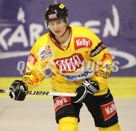 EBEL. Eishockey Bundesliga. KAC gegen EV Vienna Capitals.  Daniel Nageler (Caps). Klagenfurt, 5.11.2010.
Foto: Kuess 

---
pressefotos, pressefotografie, kuess, qs, qspictures, sport, bild, bilder, bilddatenbank