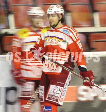 EBEL. Eishockey Bundesliga. KAC gegen EV Vienna Capitals. Feature mit Christoph Brandner und Herbert Ratz (KAC). Klagenfurt, 5.11.2010.
Foto: Kuess 

---
pressefotos, pressefotografie, kuess, qs, qspictures, sport, bild, bilder, bilddatenbank