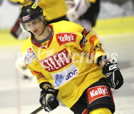 EBEL. Eishockey Bundesliga. KAC gegen EV Vienna Capitals.  Harald Ofner (Caps). Klagenfurt, 5.11.2010.
Foto: Kuess 

---
pressefotos, pressefotografie, kuess, qs, qspictures, sport, bild, bilder, bilddatenbank