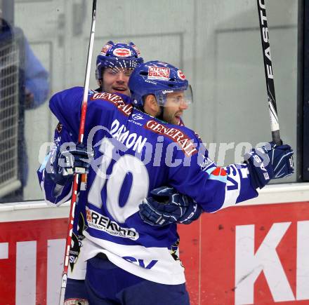 EBEL. Eishockey Bundesliga.  VSV gegen KAC.  Torjubel Benjamin Petrik, Derek Damon (VSV). Villach, am 7.11.2010.
Foto: Kuess 


---
pressefotos, pressefotografie, kuess, qs, qspictures, sport, bild, bilder, bilddatenbank