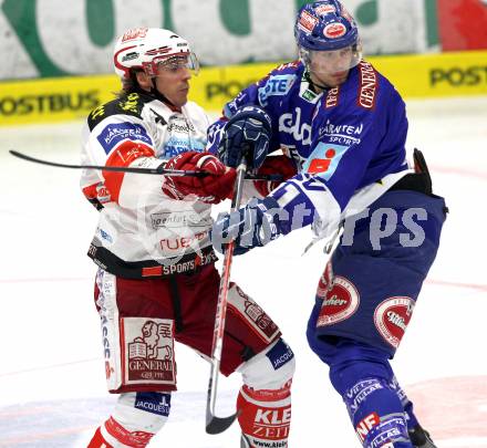 EBEL. Eishockey Bundesliga.  VSV gegen KAC. Stefan Bacher,  (VSV), Dieter Kalt (KAC). Villach, am 7.11.2010.
Foto: Kuess 


---
pressefotos, pressefotografie, kuess, qs, qspictures, sport, bild, bilder, bilddatenbank