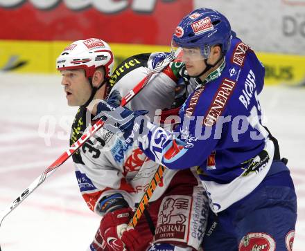 EBEL. Eishockey Bundesliga.  VSV gegen KAC. Stefan Bacher,  (VSV), Jeff Shantz (KAC). Villach, am 7.11.2010.
Foto: Kuess 


---
pressefotos, pressefotografie, kuess, qs, qspictures, sport, bild, bilder, bilddatenbank