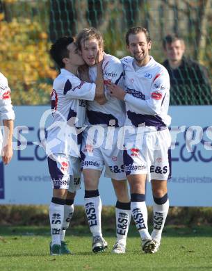 Fussball Regionalliga. SAK gegen ASK Stadtwerke Sparkasse Voitsberg. Torjubel (SAK). Klagenfurt, am 13.11.2010.
Foto: Kuess
---
pressefotos, pressefotografie, kuess, qs, qspictures, sport, bild, bilder, bilddatenbank