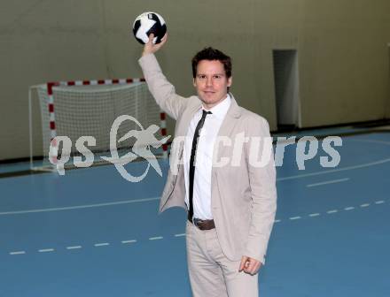 Praesentation Mehrzweckhalle im Sportpark Klagenfurt.  Michael Pontasch. Klagenfurt, am 15.11.2010.
Foto: Kuess
---
pressefotos, pressefotografie, kuess, qs, qspictures, sport, bild, bilder, bilddatenbank