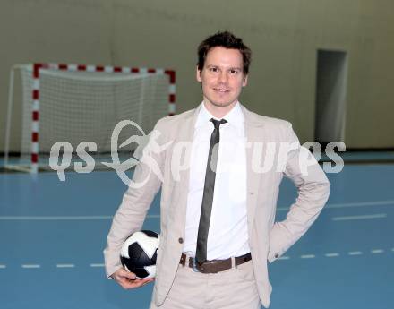 Praesentation Mehrzweckhalle im Sportpark Klagenfurt.  Michael Pontasch. Klagenfurt, am 15.11.2010.
Foto: Kuess
---
pressefotos, pressefotografie, kuess, qs, qspictures, sport, bild, bilder, bilddatenbank