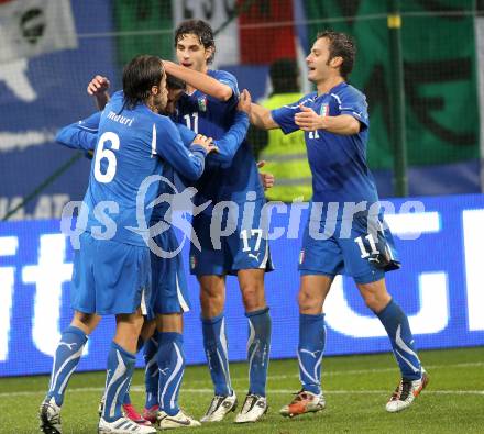 Fussball. Laenderspiel. Testspiel. Italien gegen Rumaenien. Torjubel Italien. Klagenfurt, 17.11.2010. 
Foto: Kuess

---
pressefotos, pressefotografie, kuess, qs, qspictures, sport, bild, bilder, bilddatenbank