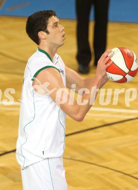 Basketball Bundesliga. Woerthersee Piraten gegen Xion Dukes Klosterneuburg.  Erik Rhinehart (Piraten). Klagenfurt, 6.11.2010.
Foto:  Kuess

---
pressefotos, pressefotografie, kuess, qs, qspictures, sport, bild, bilder, bilddatenbank